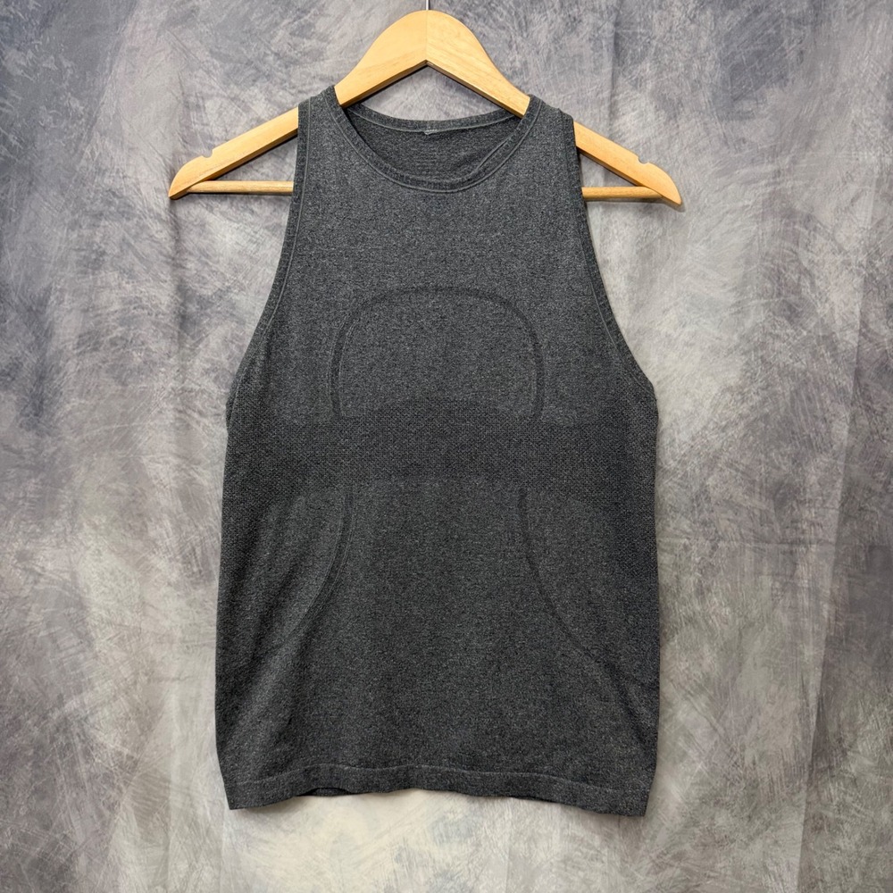 Lululemon Swiftly Tech Gray Heather Racerback Tank Size 8 Clean Girl Athleisure